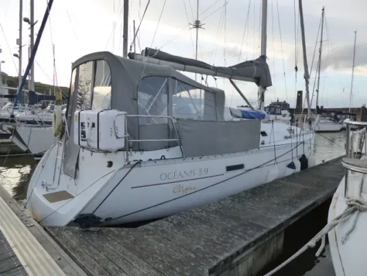 Beneteau Oceanis 45