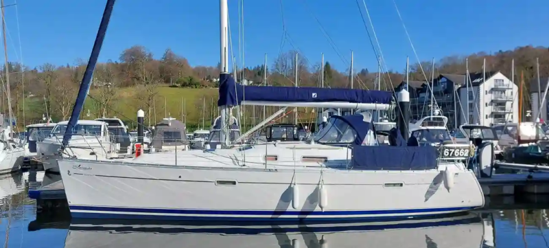 Beneteau Oceanis 45 image